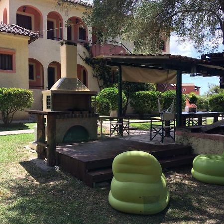 Green Corner Villas Gouvia Bagian luar foto