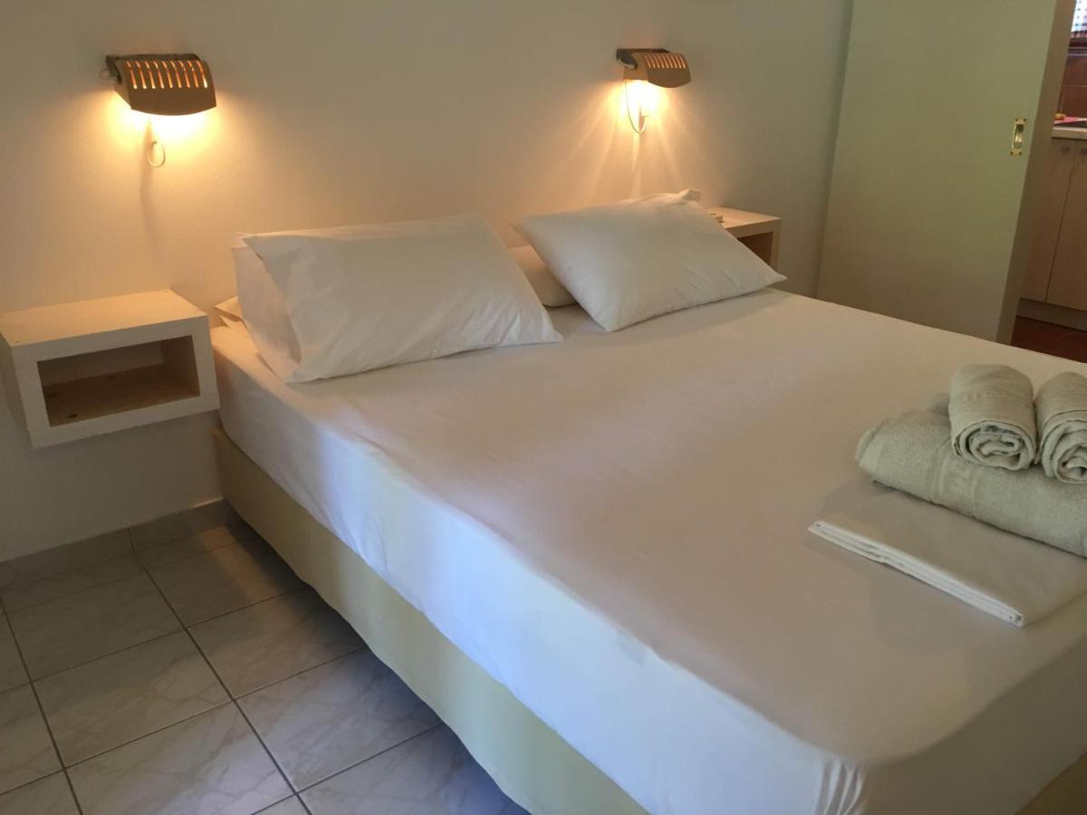 Green Corner Villas Gouvia Bagian luar foto